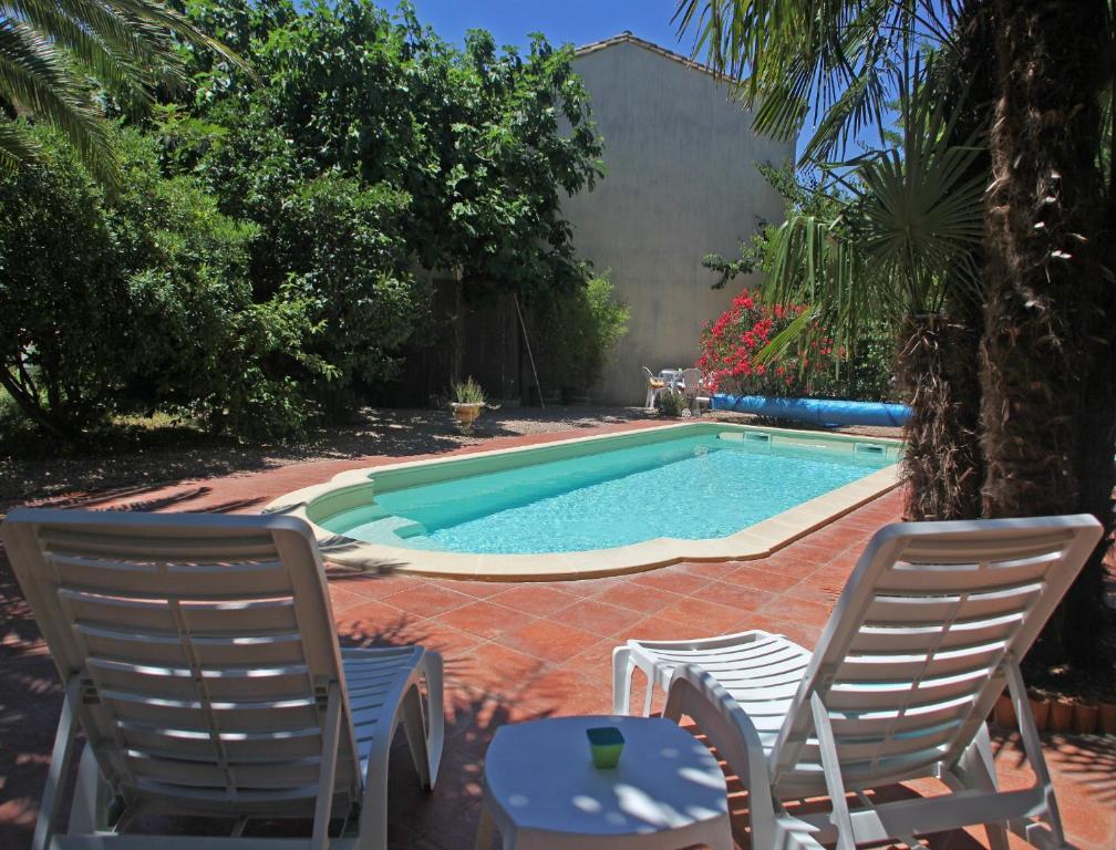 Auberge du Château Margon  Extérieur photo