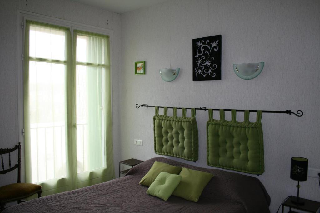 Auberge du Château Margon  Chambre photo